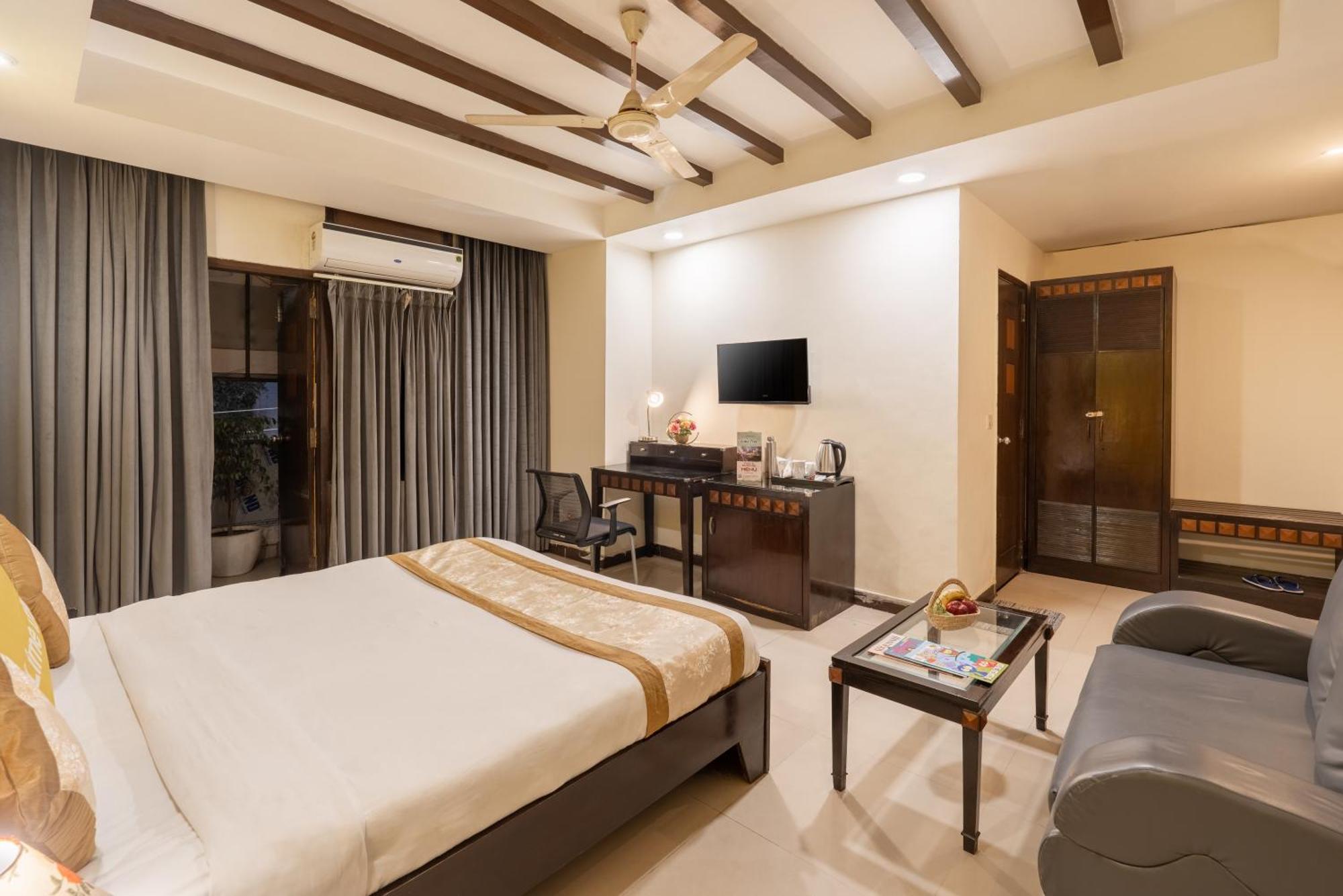 Lime Stays B&B Gk-2 At Greater Kailash Metro South Delhi Nearby Saket Select City New Delhi Extérieur photo
